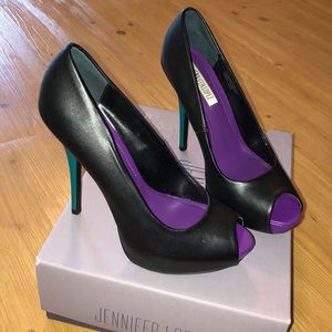 Jennifer Lopez “Bella Black” high heels